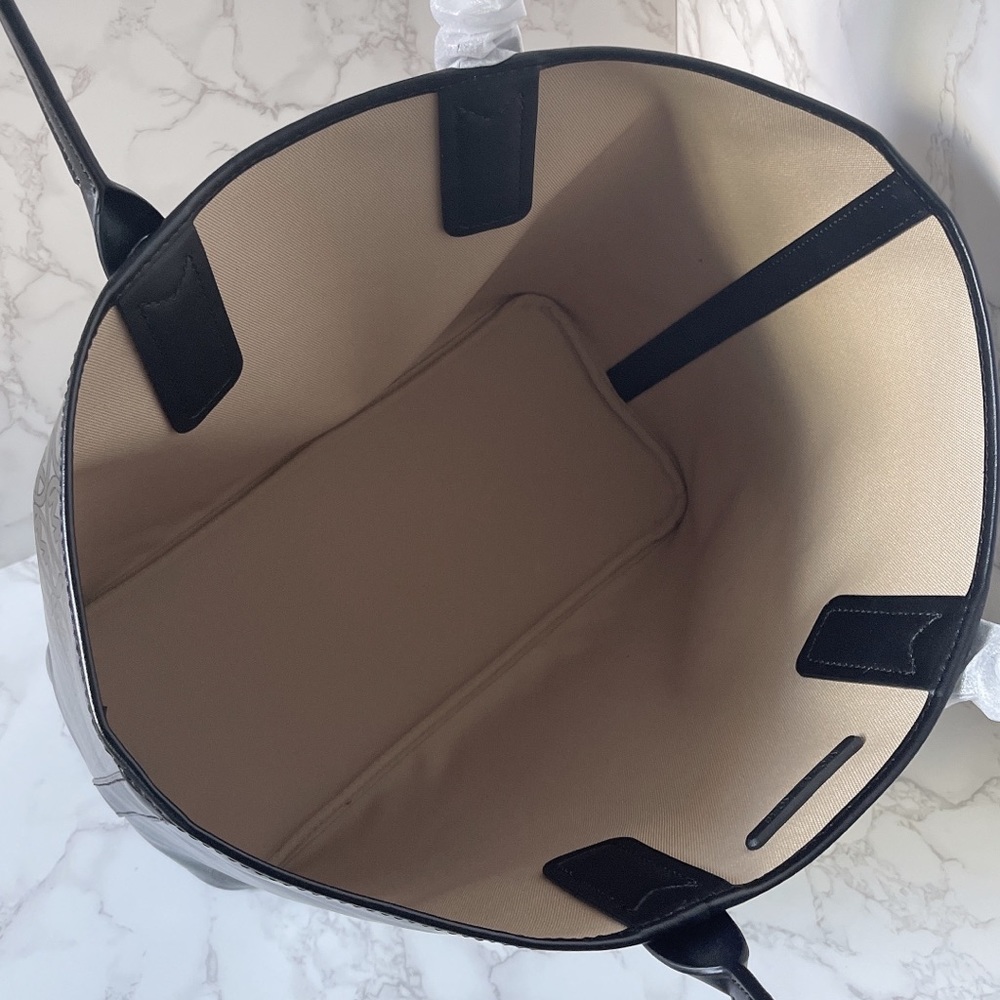 Michael Kors Jodie Large Tote - Picture 10 of 10